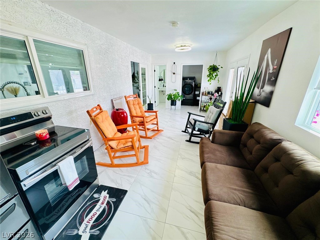 4679 East Cleveland Avenue Las Vegas NV 89104