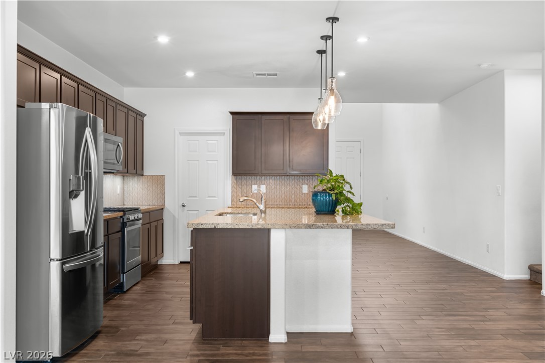 4921 Silent Birch Avenue Las Vegas NV 89131
