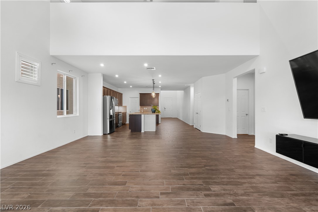 4921 Silent Birch Avenue Las Vegas NV 89131