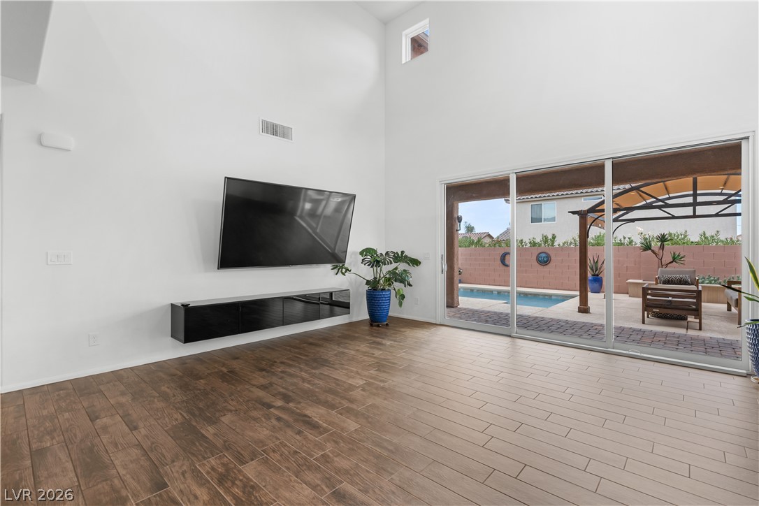 4921 Silent Birch Avenue Las Vegas NV 89131