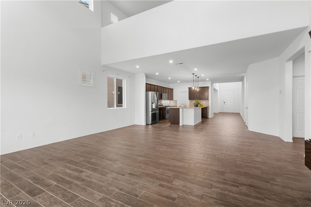 4921 Silent Birch Avenue Las Vegas NV 89131