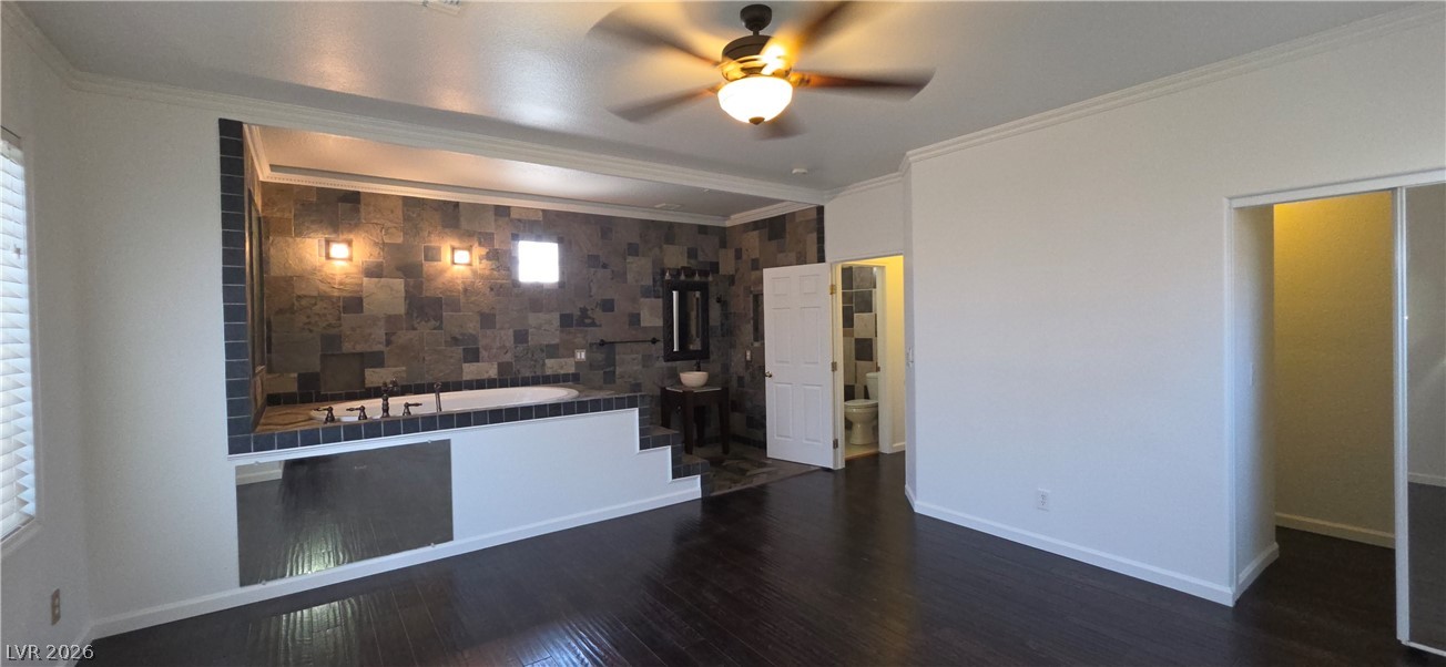 7006 Pacific Coast Street Las Vegas NV 89148