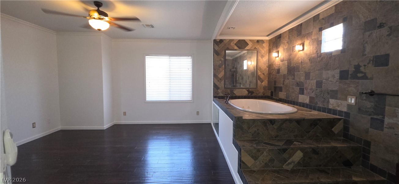 7006 Pacific Coast Street Las Vegas NV 89148