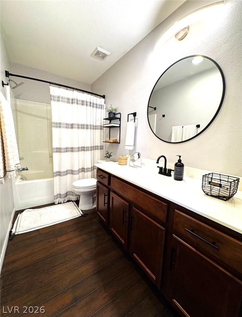 10486 Highlands River Street Las Vegas NV 89141