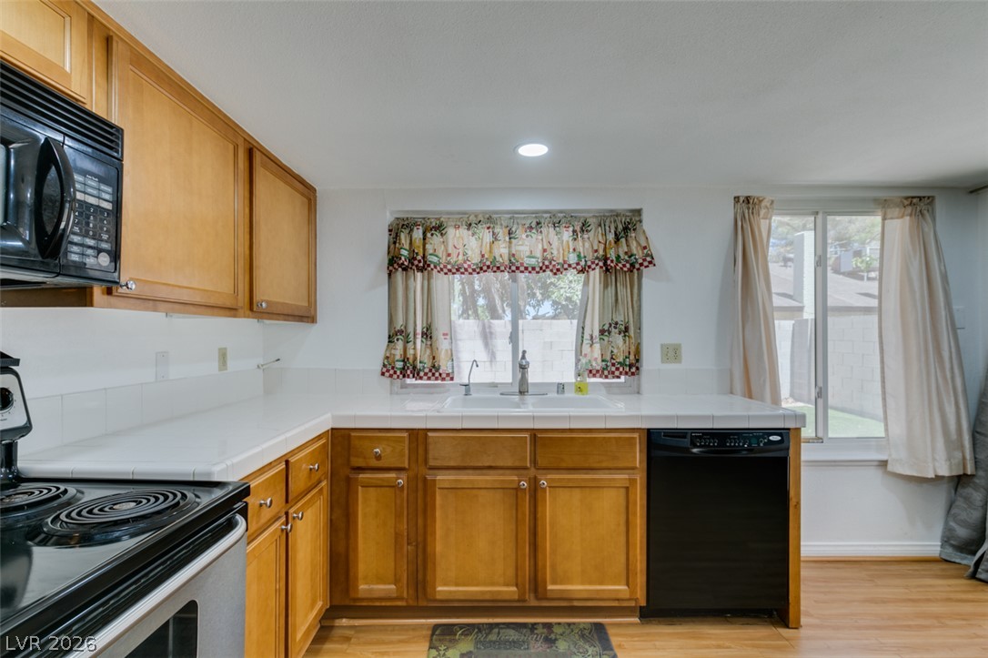 3422 Pecos Way Las Vegas NV 89121