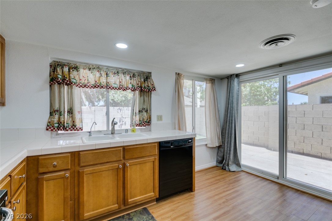 3422 Pecos Way Las Vegas NV 89121