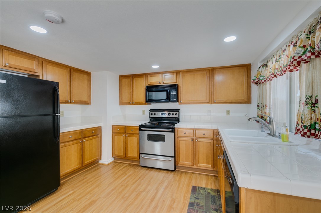 3422 Pecos Way Las Vegas NV 89121