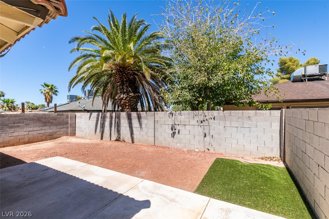 3422 Pecos Way Las Vegas NV 89121