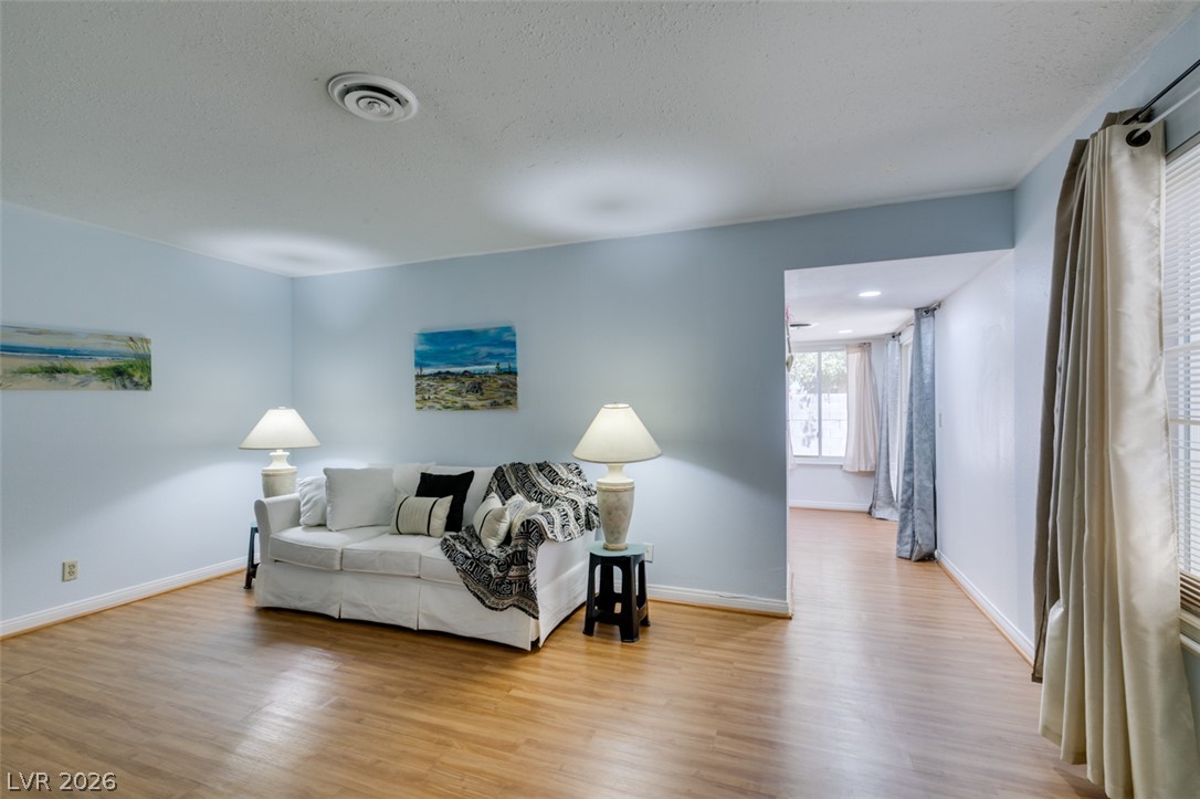 3422 Pecos Way Las Vegas NV 89121