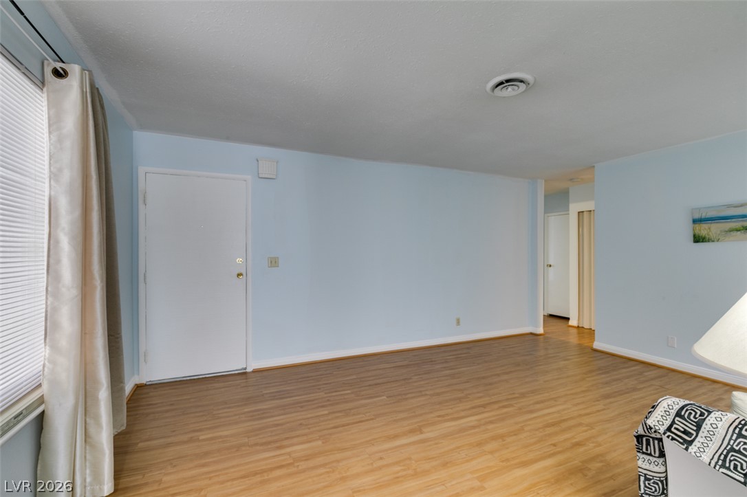 3422 Pecos Way Las Vegas NV 89121
