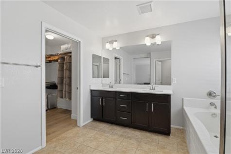 9534 Ridgeglen Court Las Vegas NV 89148