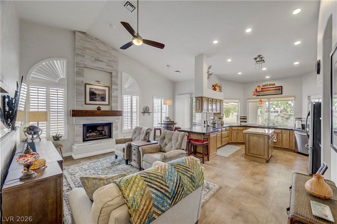 1432 Castle Crest Drive Las Vegas NV 89117