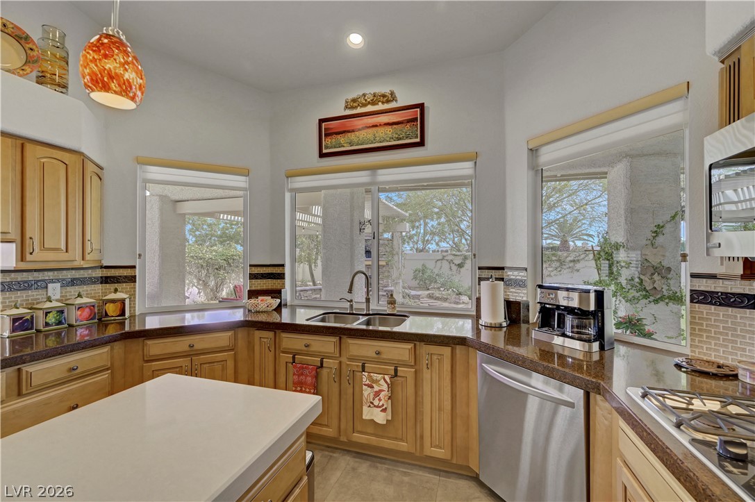 1432 Castle Crest Drive Las Vegas NV 89117