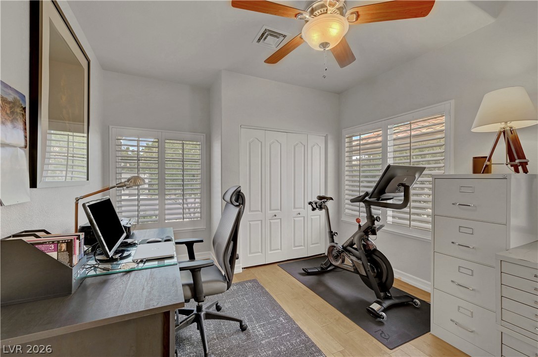 1432 Castle Crest Drive Las Vegas NV 89117