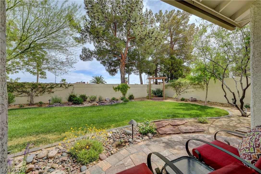 1432 Castle Crest Drive Las Vegas NV 89117