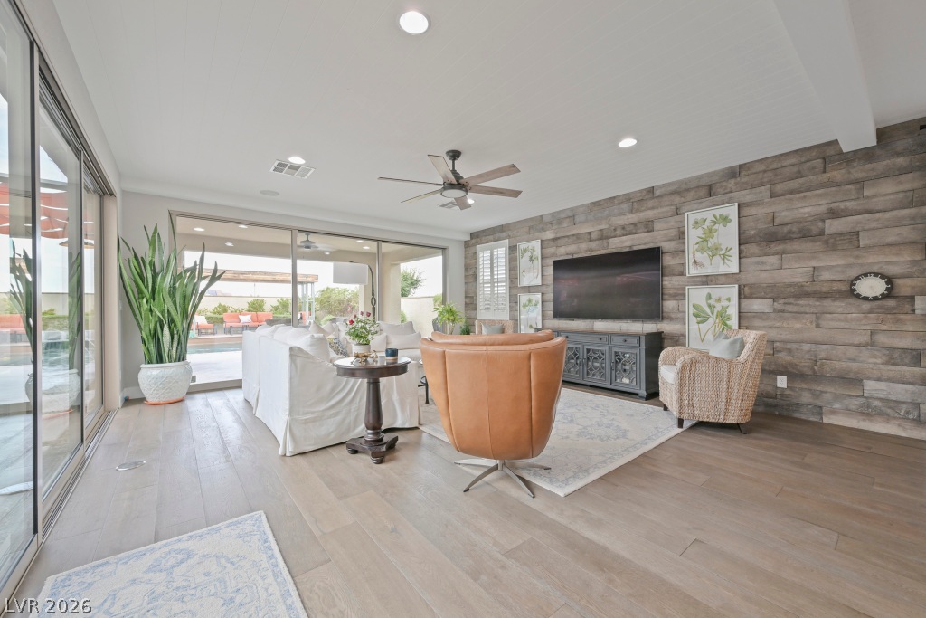 8450 Great Outdoors Street Las Vegas NV 89166
