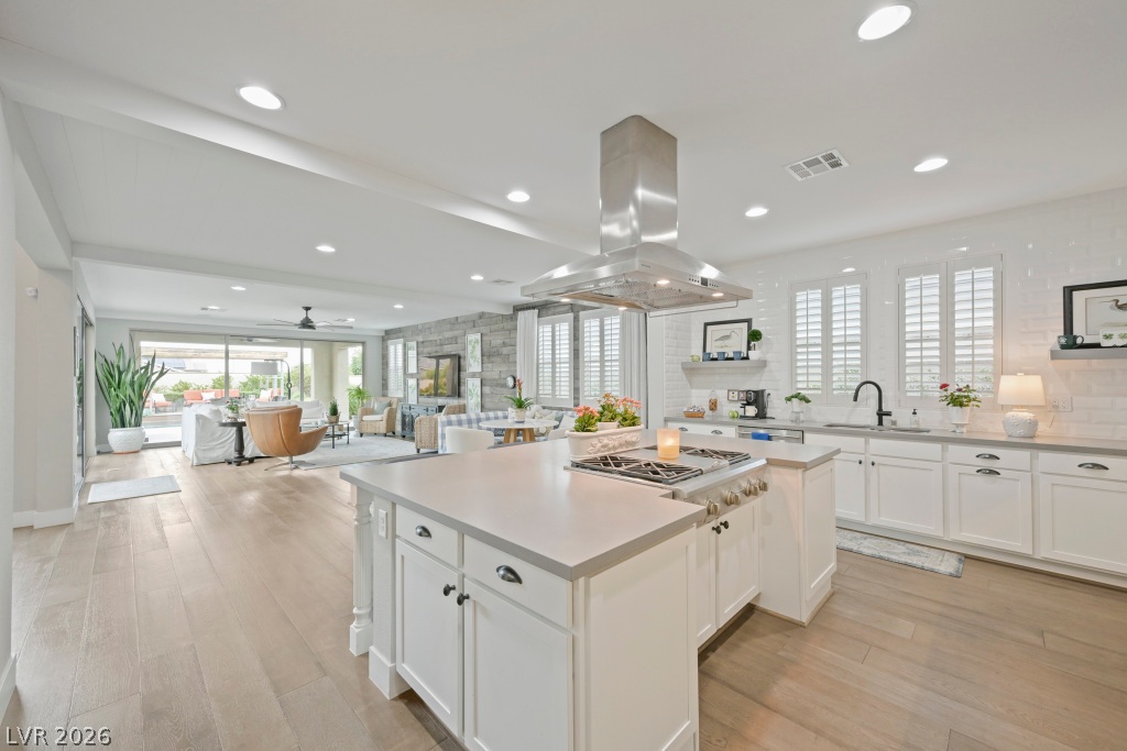 8450 Great Outdoors Street Las Vegas NV 89166