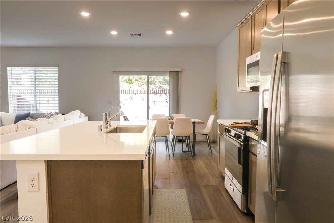 376 Great Ocean Avenue North Las Vegas NV 89084