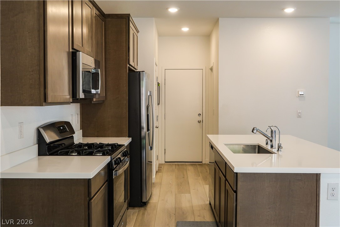 376 Great Ocean Avenue North Las Vegas NV 89084