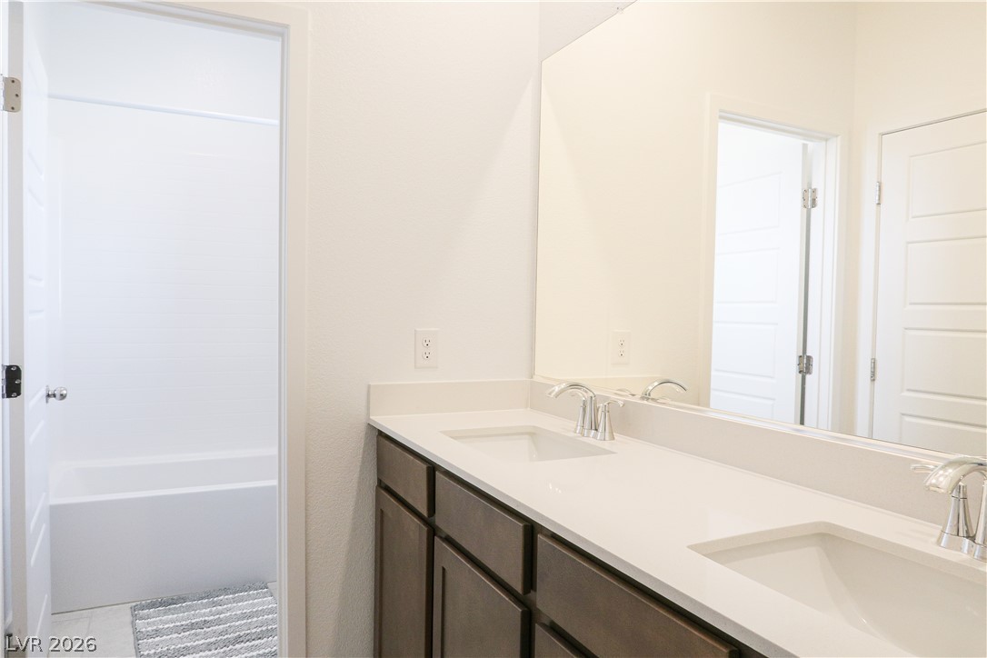 376 Great Ocean Avenue North Las Vegas NV 89084