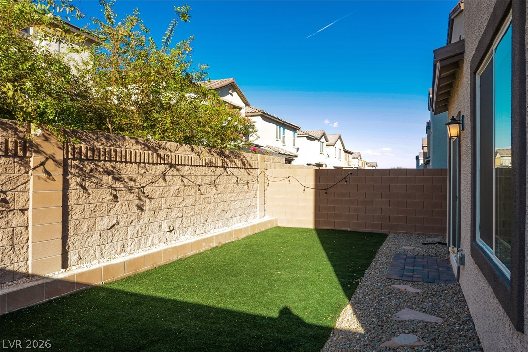 376 Great Ocean Avenue North Las Vegas NV 89084