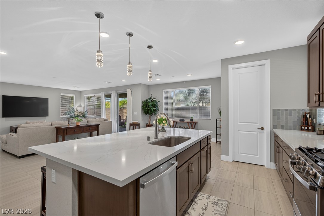 6849 Desert Finch Street North Las Vegas NV 89084