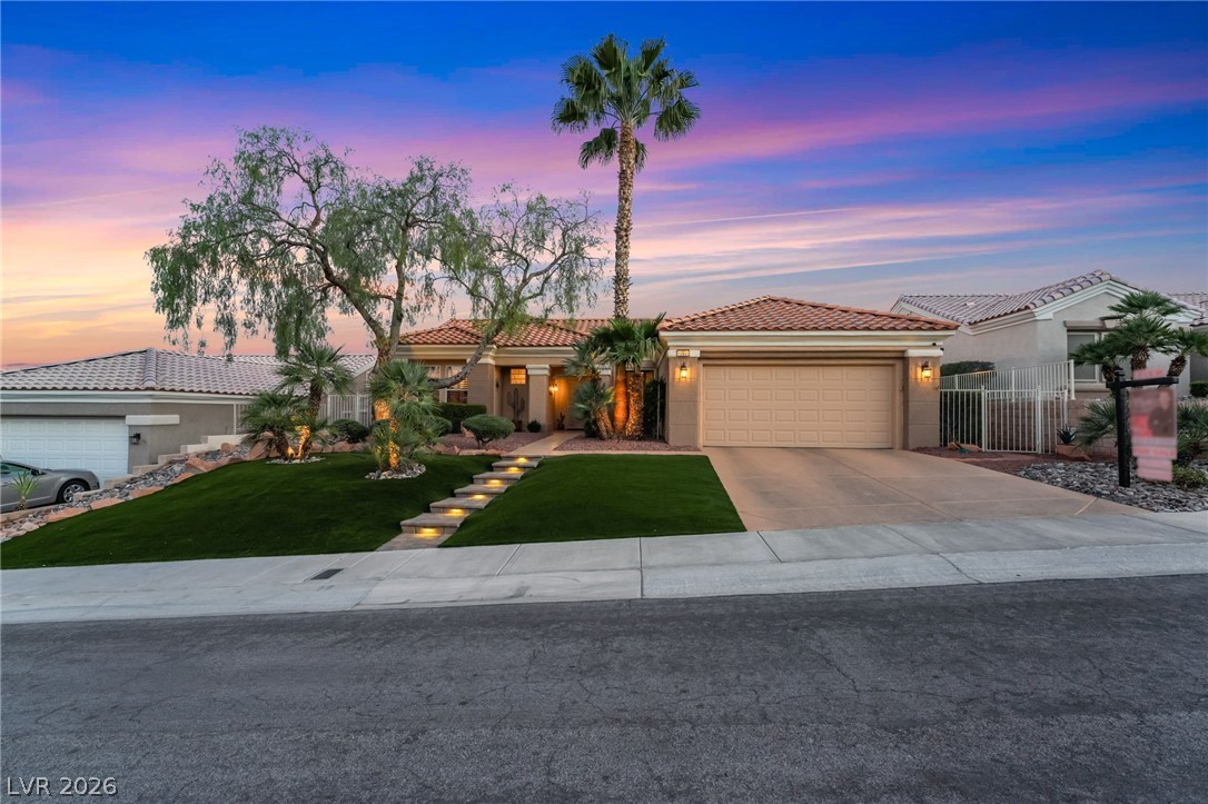 10801 Baylark Avenue Las Vegas NV 89134