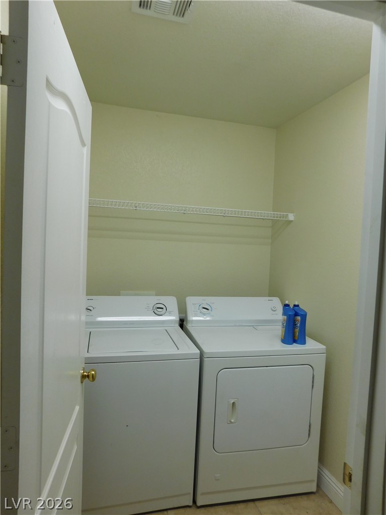 4925 Hostetler Avenue Las Vegas NV 89131