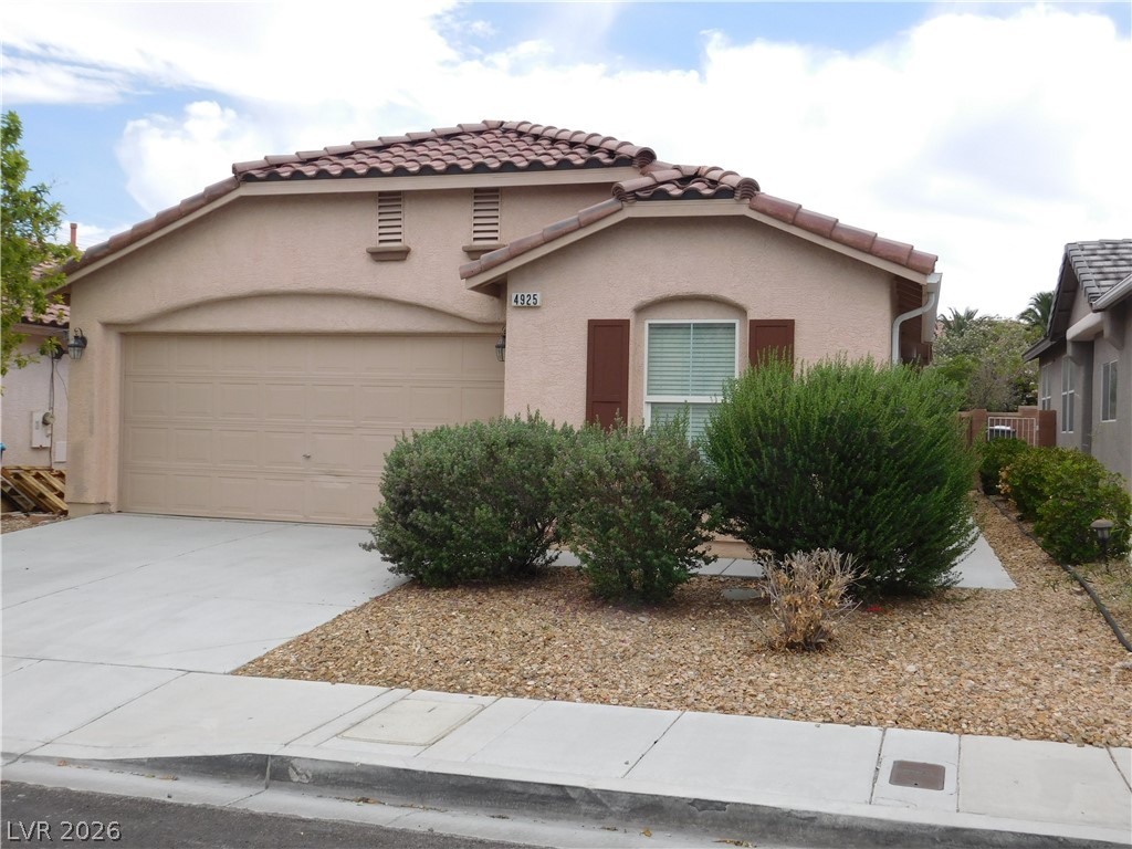 4925 Hostetler Avenue Las Vegas NV 89131