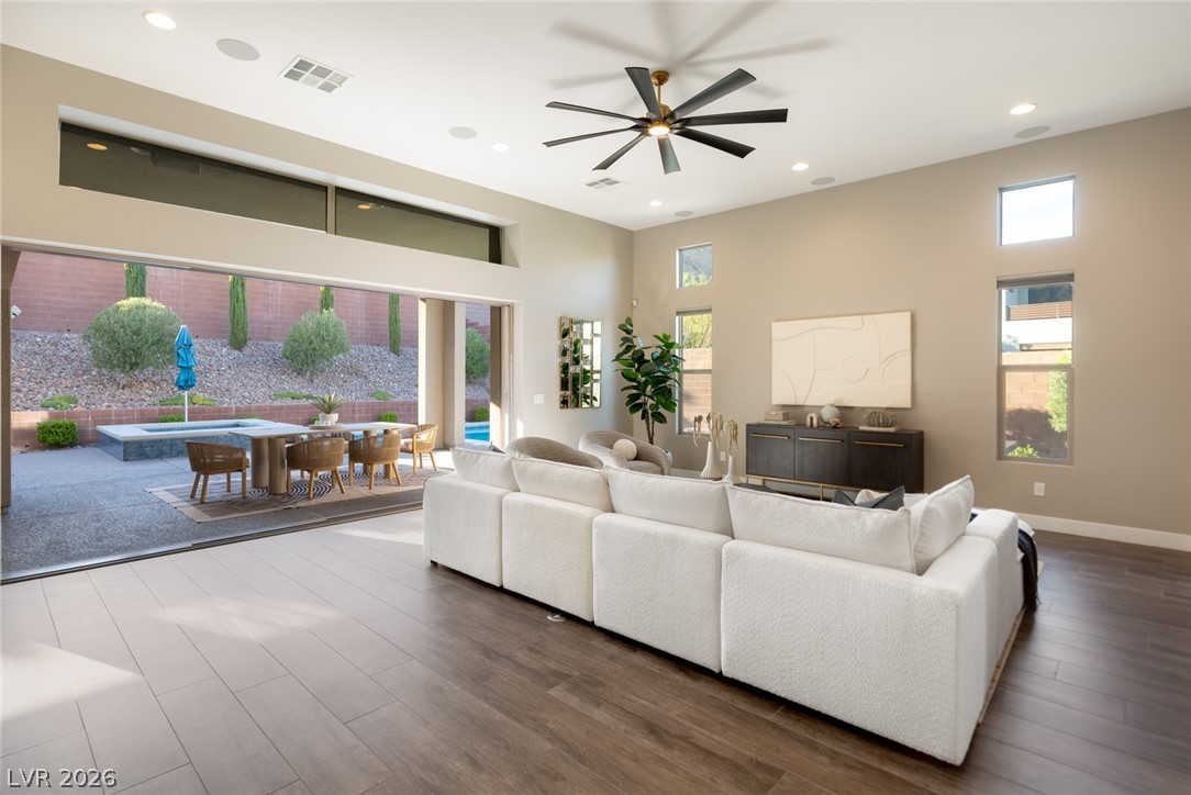 6845 Stellar Wind Street Las Vegas NV 89135