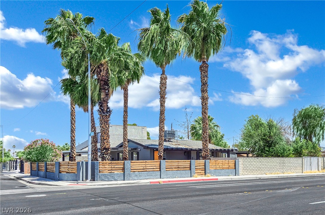 1605 Euclid Avenue Las Vegas NV 89104