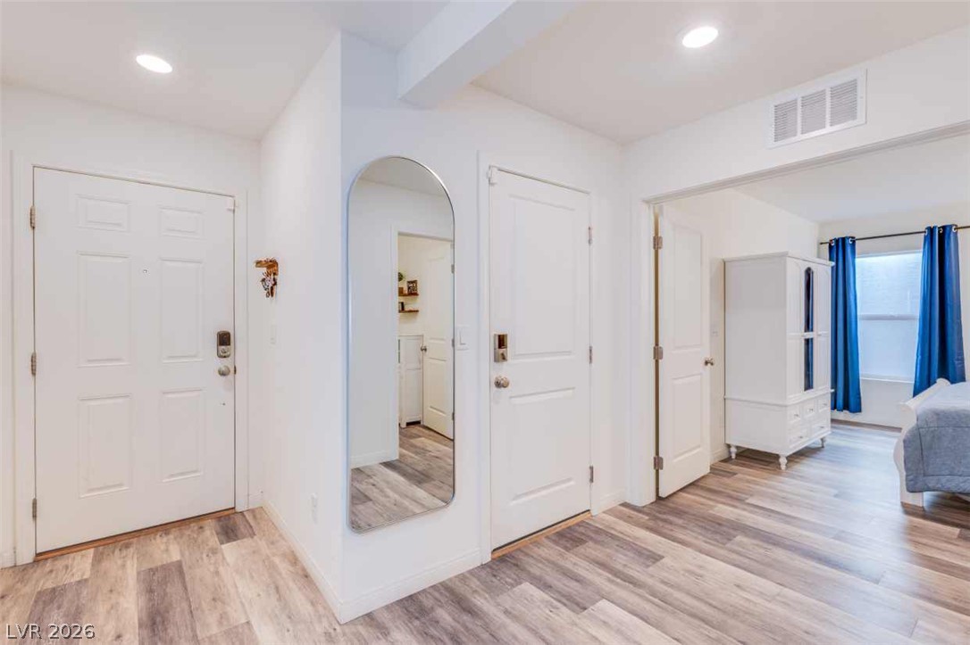 7712 Lush Oasis Avenue Las Vegas NV 89113