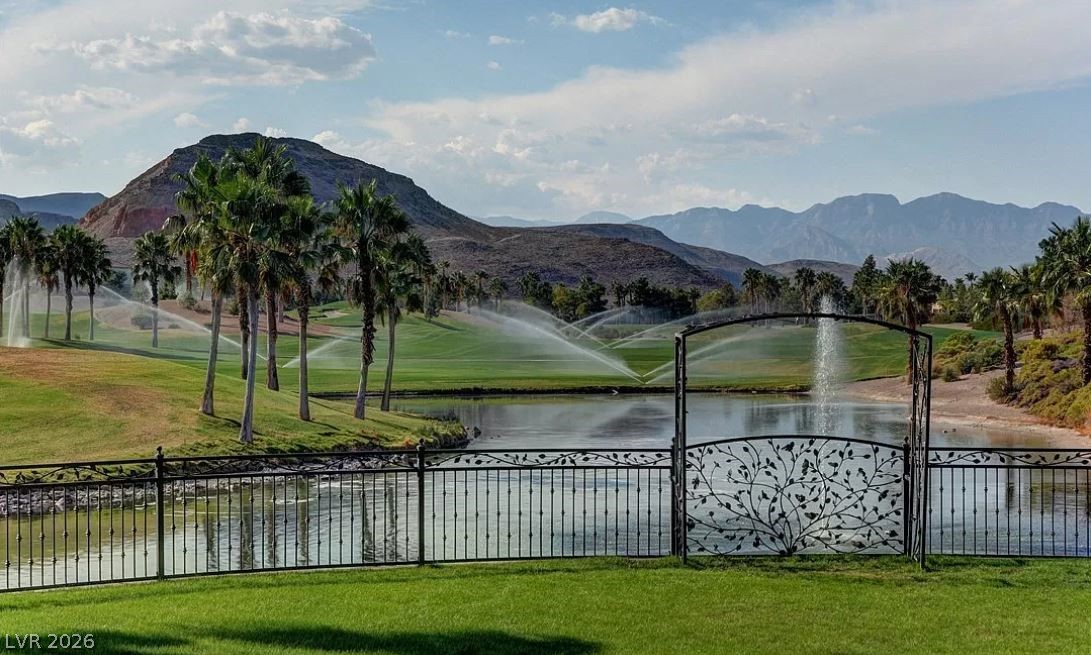 292 Soggy Ruff Way Las Vegas NV 89148