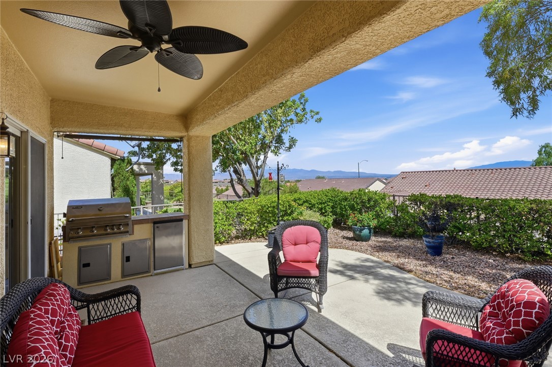 2198 Blackburn Hills Avenue Henderson NV 89044