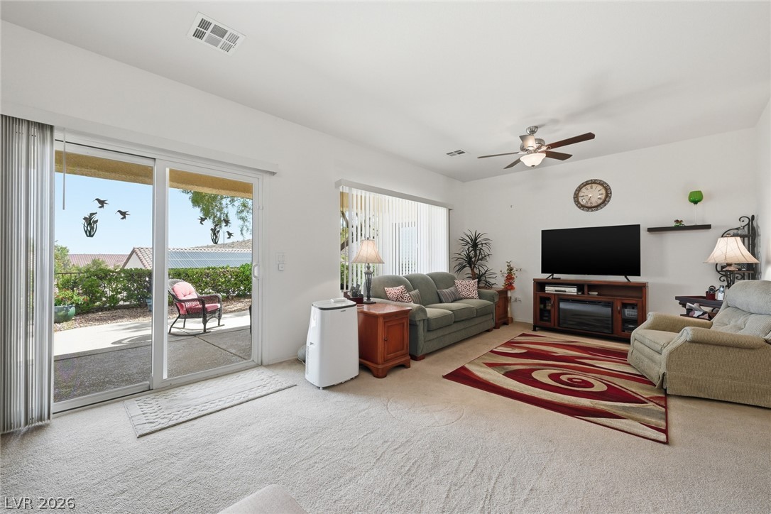 2198 Blackburn Hills Avenue Henderson NV 89044