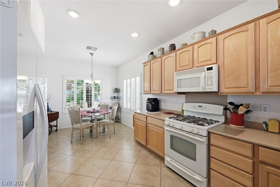 2198 Blackburn Hills Avenue Henderson NV 89044