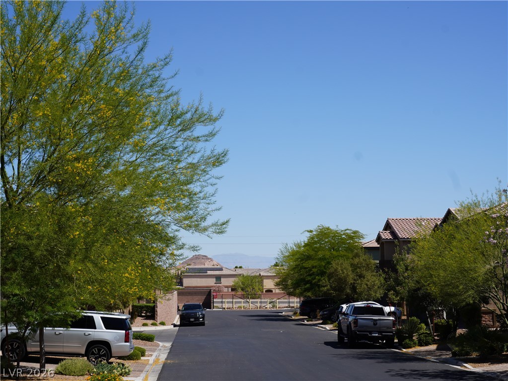 9253 Romance Diamond Las Vegas NV 89178