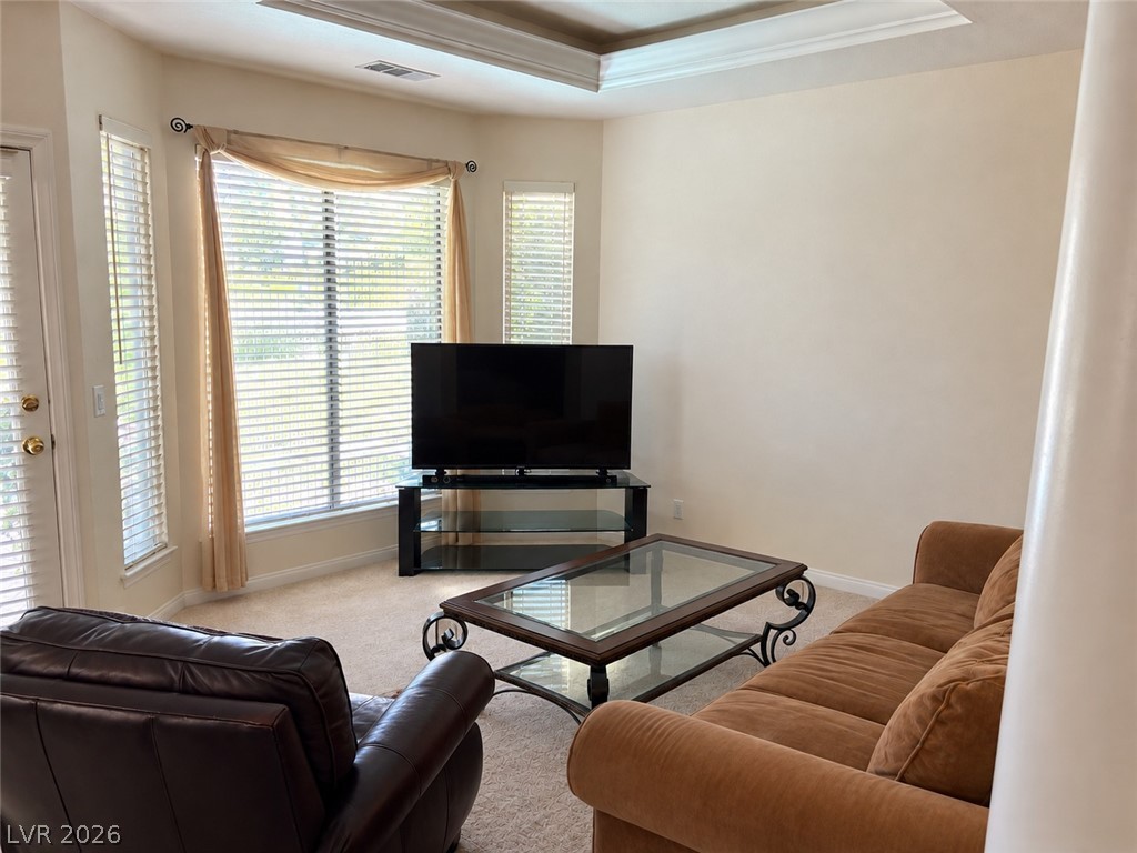 2823 Queens Courtyard Drive Las Vegas NV 89109