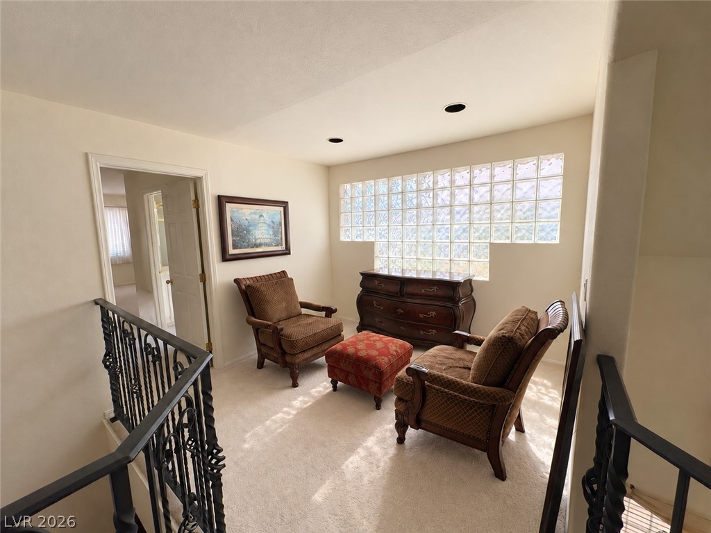 2823 Queens Courtyard Drive Las Vegas NV 89109