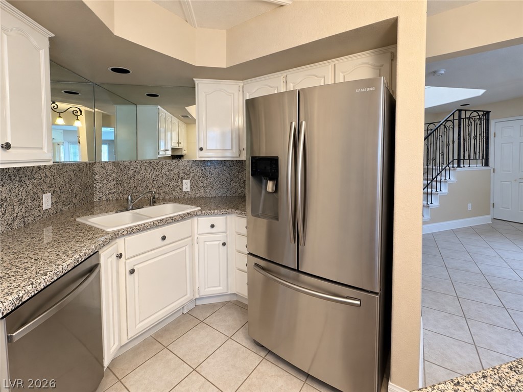 2823 Queens Courtyard Drive Las Vegas NV 89109