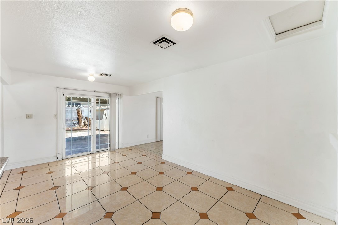 2100 Sundale Street Las Vegas NV 89102