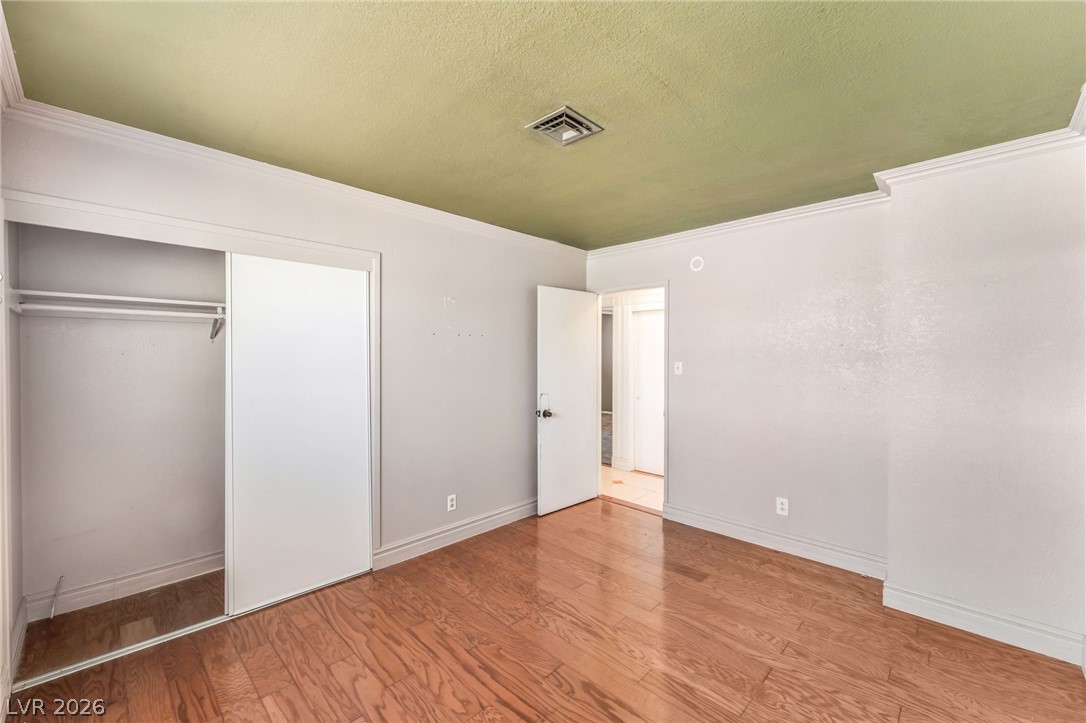 2100 Sundale Street Las Vegas NV 89102