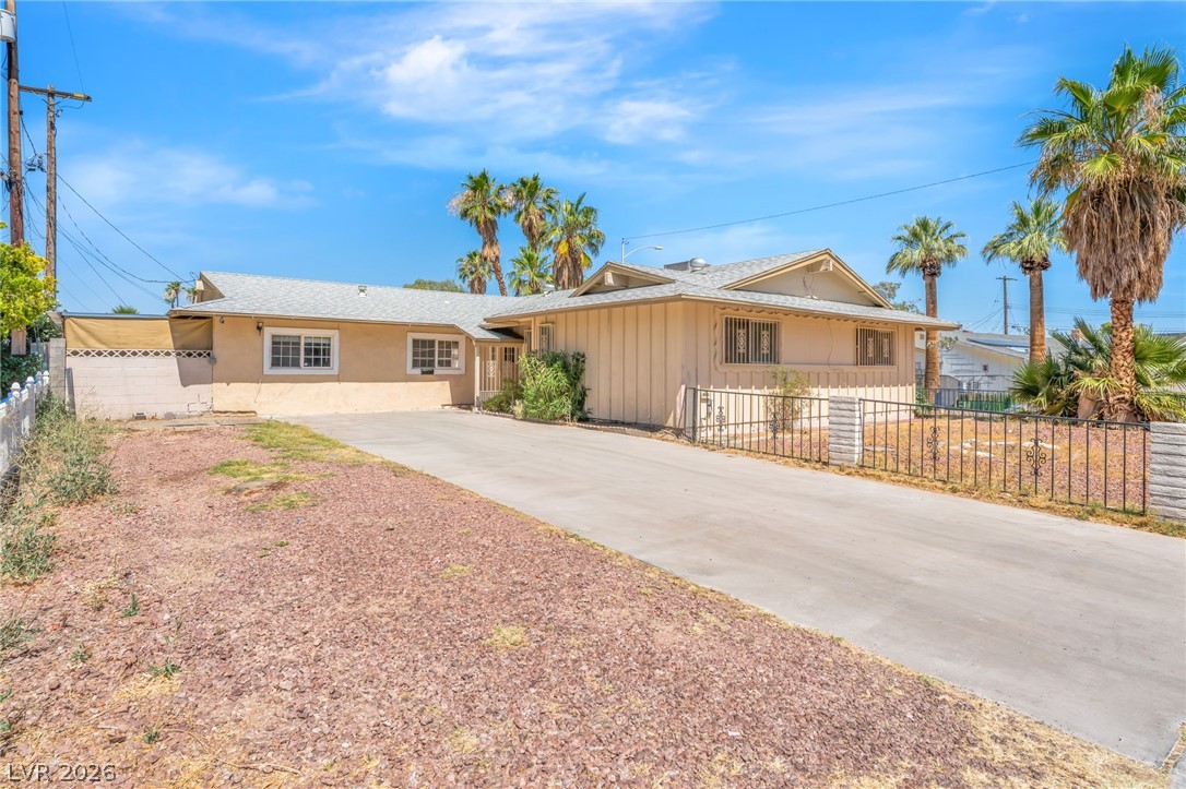2100 Sundale Street Las Vegas NV 89102