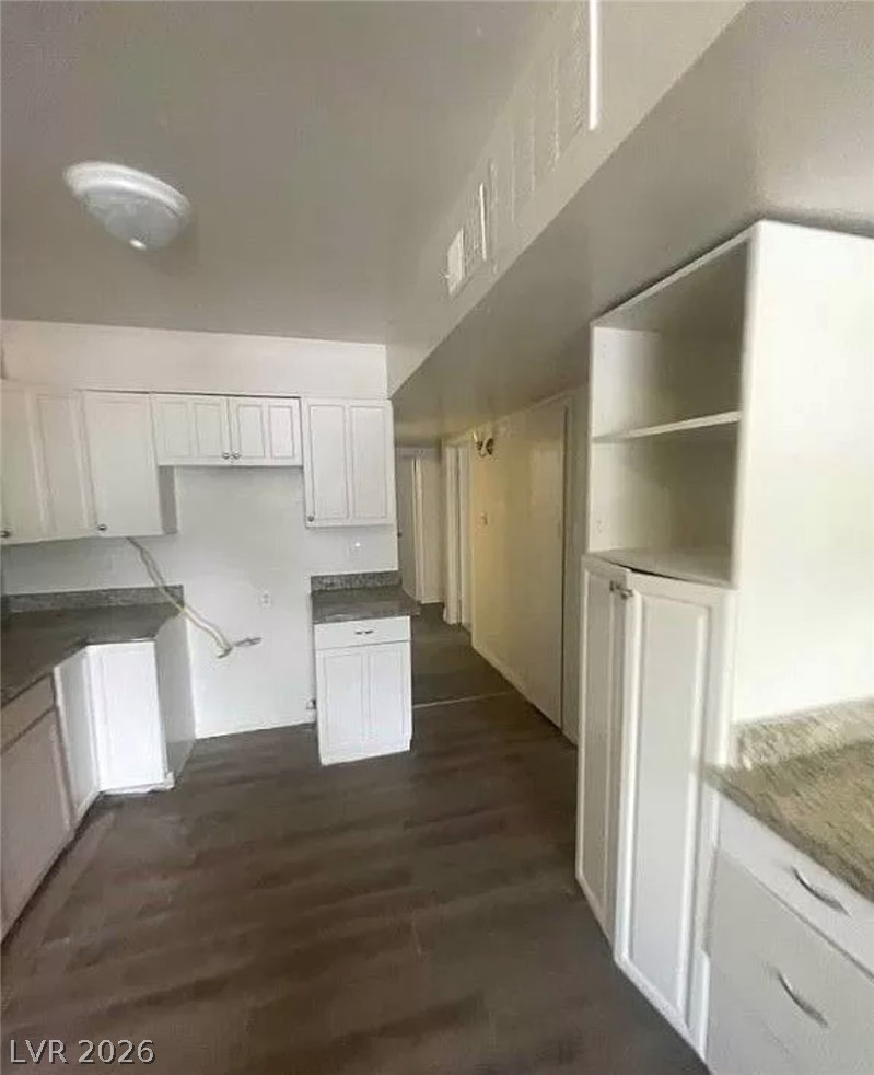 5128 Forrest Hills Lane Las Vegas NV 89108