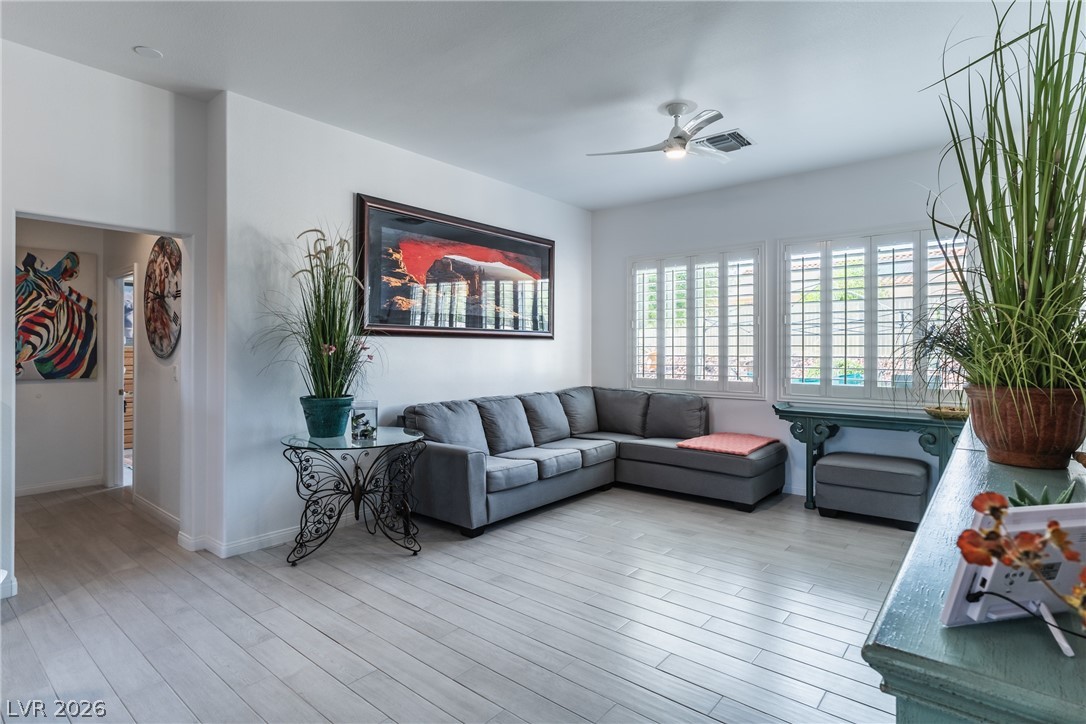 10904 Mission Lakes Avenue Las Vegas NV 89134