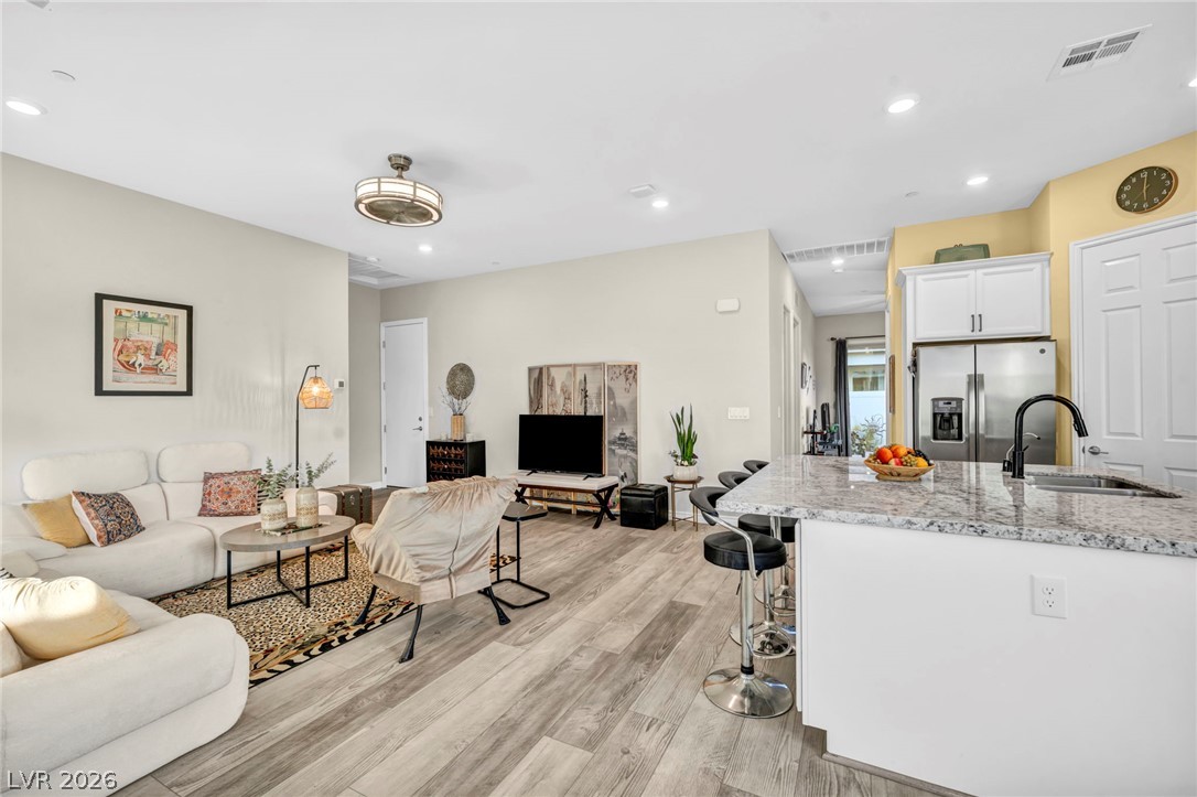 208 Bennett Pointe Avenue Henderson NV 89011