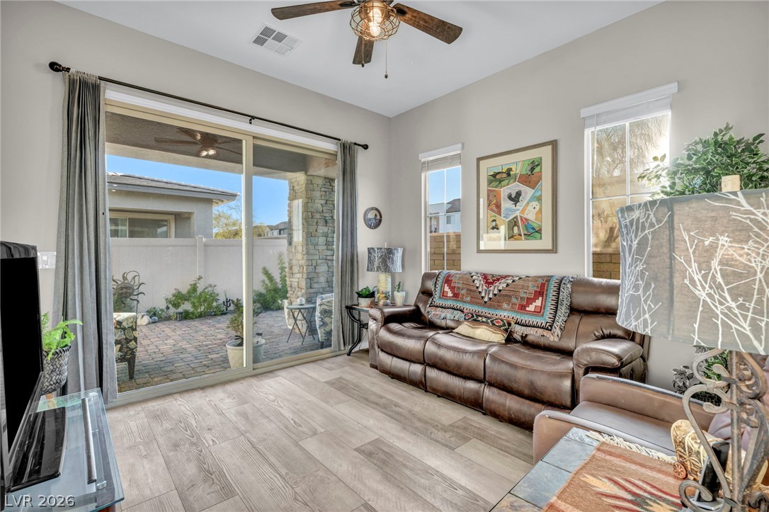 208 Bennett Pointe Avenue Henderson NV 89011