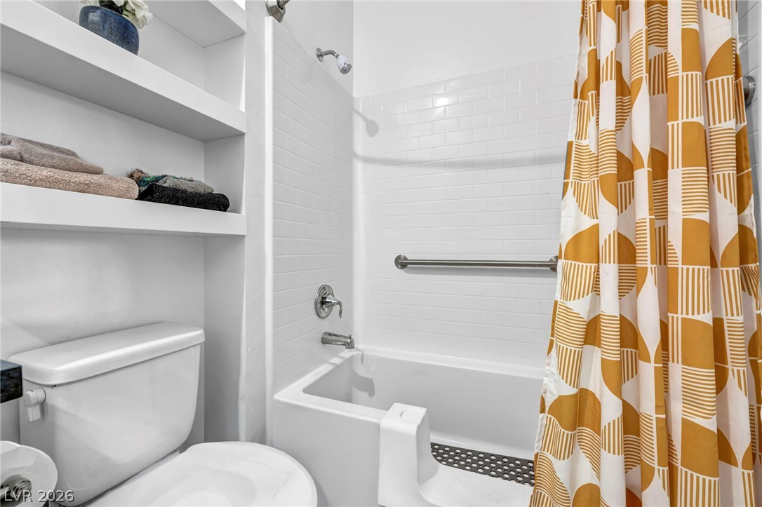 208 Bennett Pointe Avenue Henderson NV 89011
