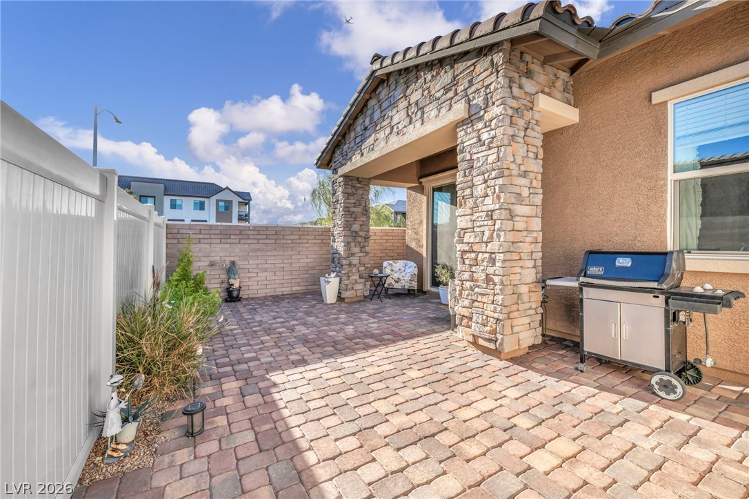 208 Bennett Pointe Avenue Henderson NV 89011