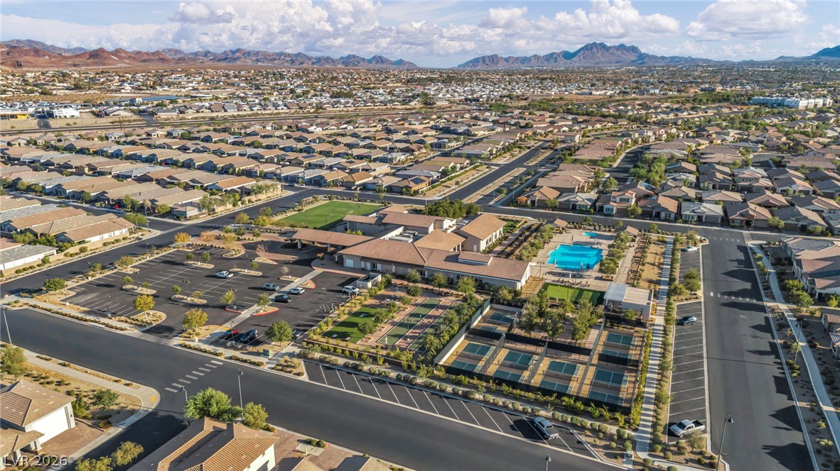 208 Bennett Pointe Avenue Henderson NV 89011